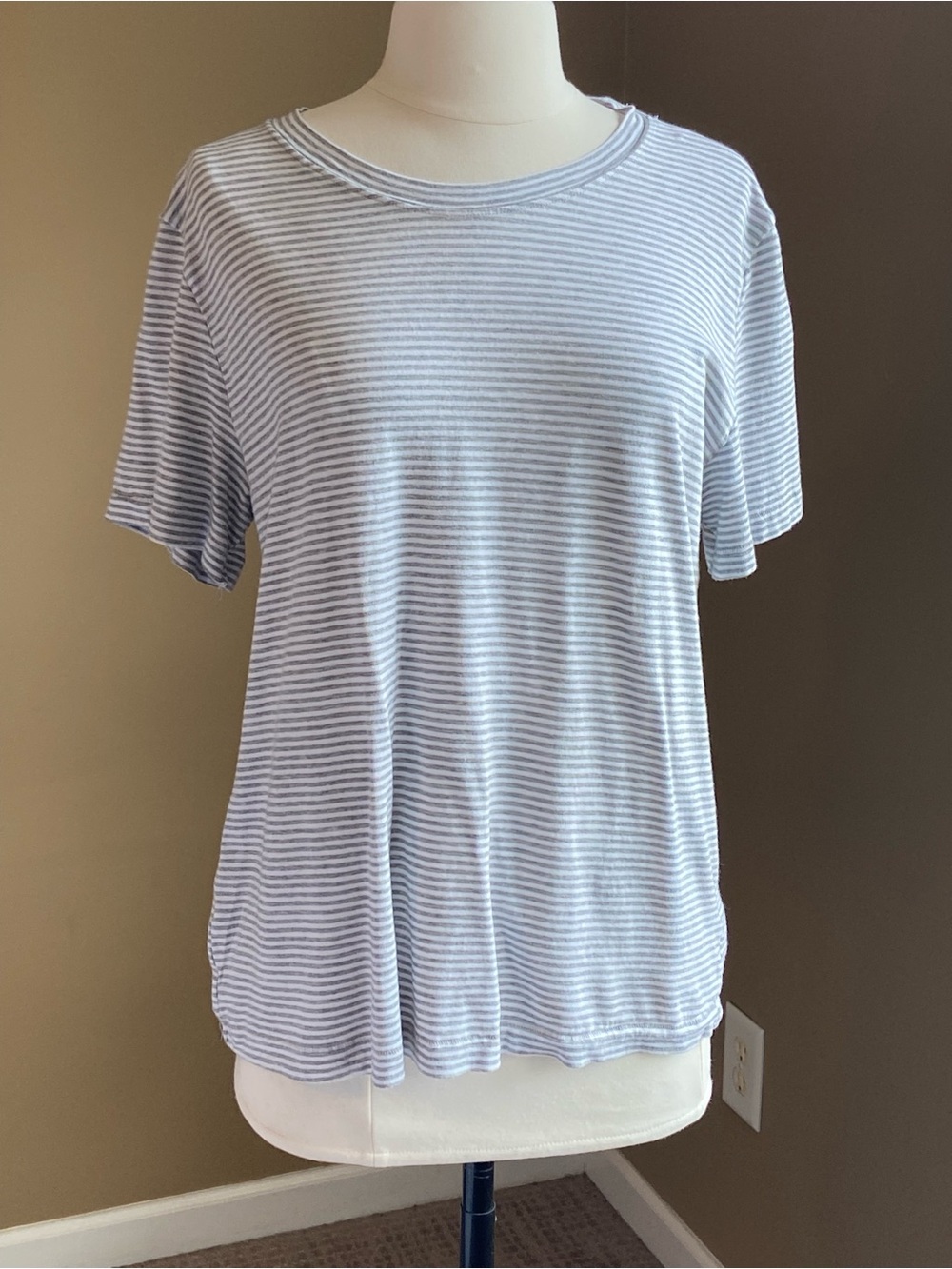 Splendid Light Blue & White Striped Crewneck Tee- XLarge, Casual
